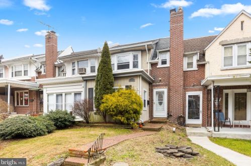 6640 Lotus Rd, Philadelphia, PA 19151-2344