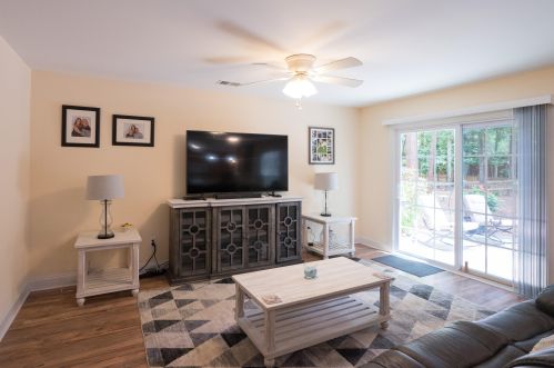 1821 Zelasko Dr, Johns Island SC  29455-8312 exterior