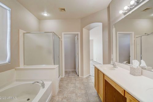 16043 Maui Ln, Sun City AZ  85379-5137 exterior