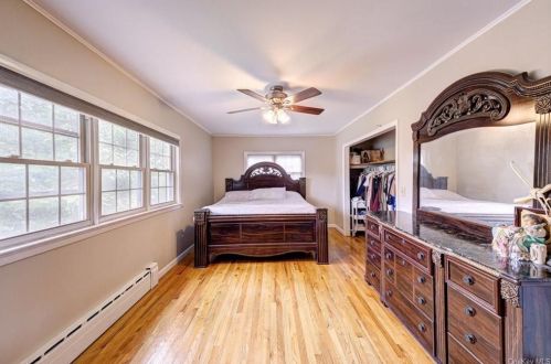 24 Orchard St, Marlborough NY  12542-6149 exterior