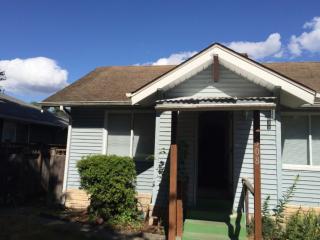 7308 32nd Ave, Seattle WA  98126-3337 exterior