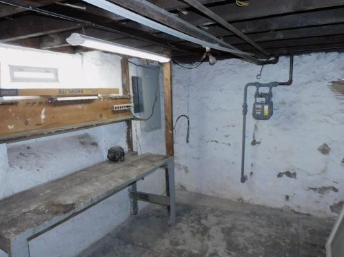 900 Enright Ave, Cincinnati OH 45205-1703 exterior