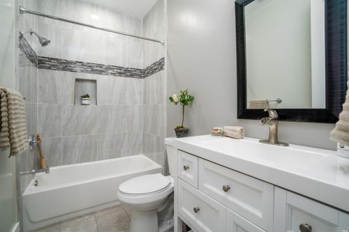 410 Tehuacan Rd, Ukiah CA  95482-2007 exterior