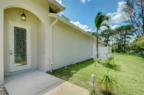 11538 Persimmon Blvd, West Palm Beach FL  33411-9021 exterior