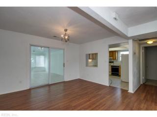 3536 Forest Glen Rd, Virginia Beach VA  23452-4011 exterior