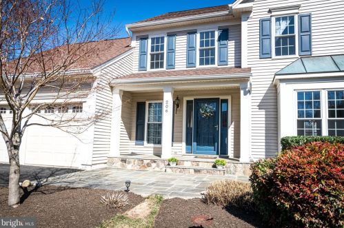 206 Wingate Pl, Leesburg VA 20175-2531 exterior