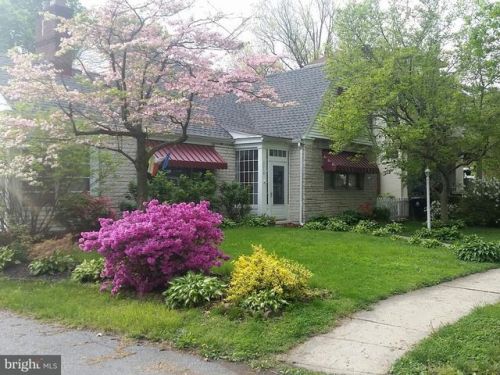 3218 3rd St, Harrisburg, PA 17110-1307