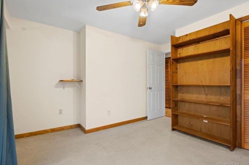 122 Carpenter Rd, New Hartford CT  06057-3003 exterior