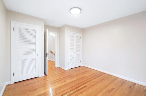 3261 Hardisty Ave, Cincinnati OH 45208-3006 exterior