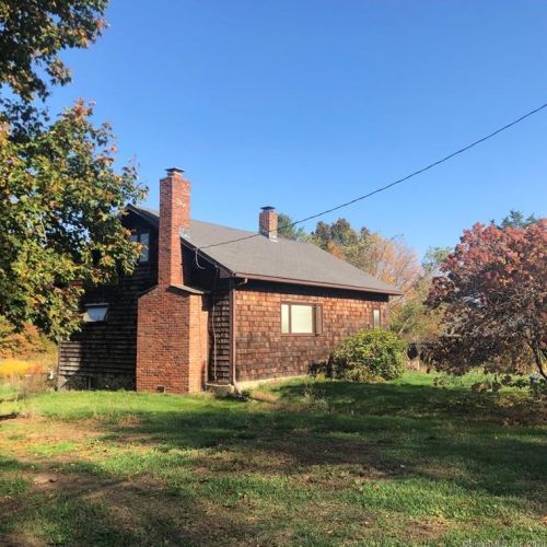 45 Seymour Rd, East Granby, CT 06026-9602