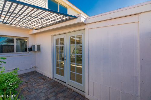 4552 15th Ave, Phoenix AZ 85015-5573 exterior