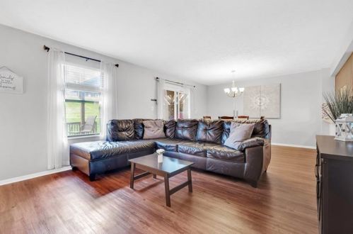 1504 Timberglen Dr, Imperial, PA 15126-9262