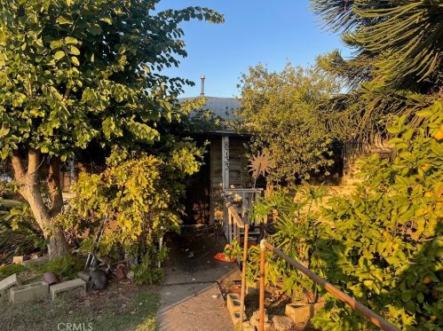 8733 Ibsen St, Pico Rivera, CA 90660-1670