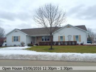 1189 Fieldview Dr, Menasha WI  54952-9475 exterior