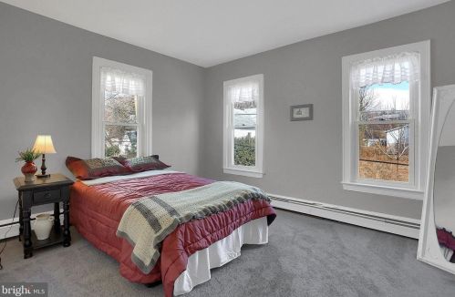 423 Market St, Highspire PA  17034-1415 exterior