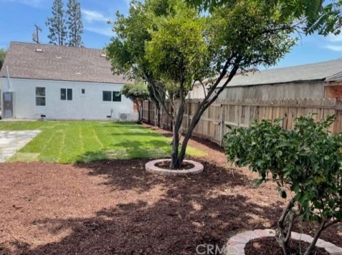 5127 Lindsey Ave, Pico Rivera CA  90660-2732 exterior