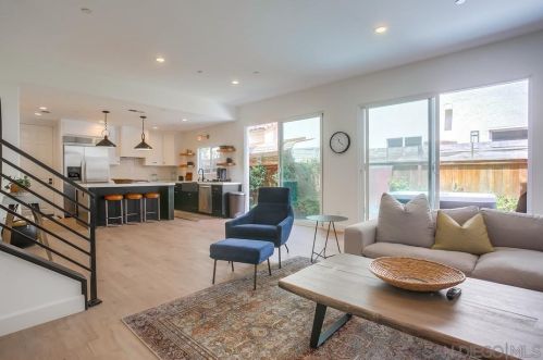 431 Cedros Ave, Solana Beach, CA 92075-4204