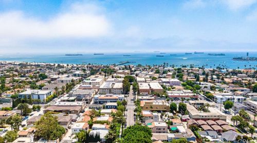 229 Euclid Ave, Long Beach CA  90815-2518 exterior