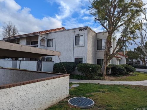 25035 Peachland Ave, Santa Clarita, CA 91321-2529