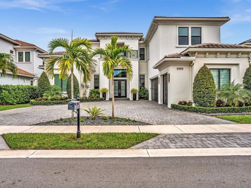6985 25th Way, Boca Raton, FL 33496-2020