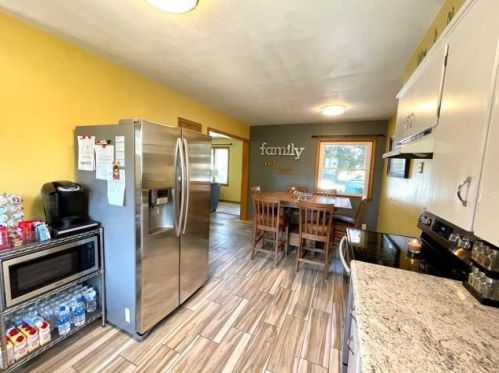 930 Victoria St, Fairmont MN  56031-4354 exterior