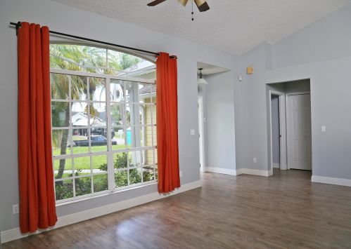 3020 Lucerne St, Fort Pierce, FL 34953-4419
