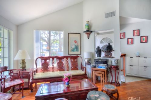 21233 Cottonwood Ln, Walnut CA  91789-3332 exterior