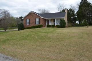 1000 Jessica Dr, Clarksville, TN 37043-1917