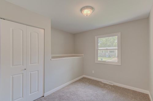 3737 175th Pl, Hammond IN  46323-2912 exterior