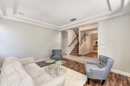 648 Henry St, Folsom CA  95630-7737 exterior