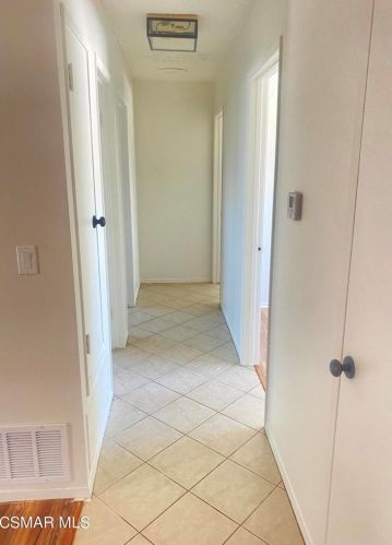 1290 Parkhurst St, Simi Valley CA 93065-4444 exterior