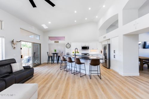 4935 Marino Dr, Scottsdale, AZ 85254-7563