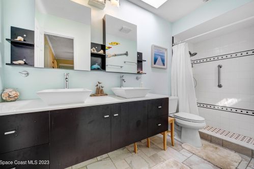 221 Degan Pl, Sebastian FL  32958-4509 exterior