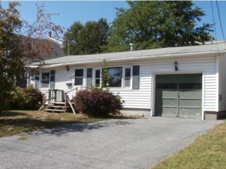30 School St, Potash Point VT  05491-1355 exterior