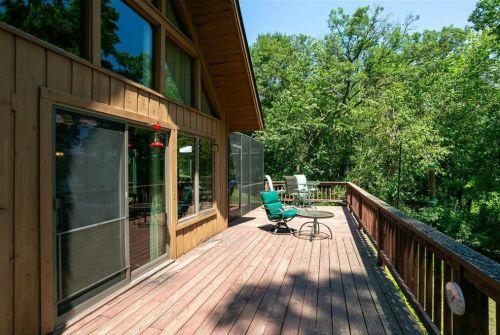 2227 95th St, New Johannesburg, WI 54017-6221