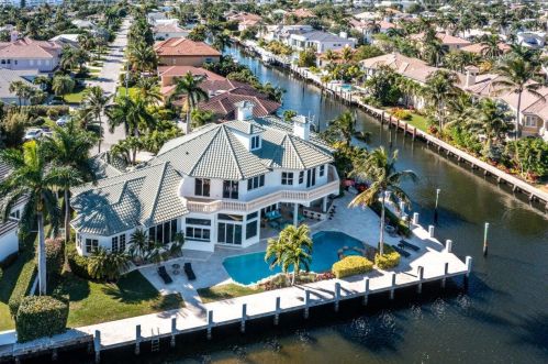975 Cypress Dr, Delray Beach, FL 33483-4901