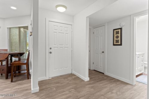 2519 Bluefield Ave, Phoenix AZ  85032-8004 exterior