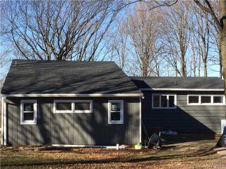 1045 Escarpment Dr, Stella Niagara, NY 14092-2061
