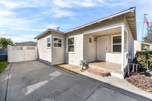 5837 Lorelei Ave, Lakewood, CA 90712-1302
