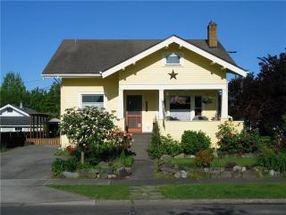 734 Sumner Ave, Sumner WA  98390-1432 exterior