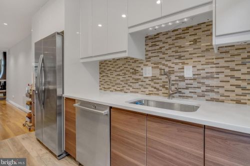 454 M St, Washington, DC 20024-2603