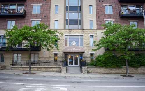 1515 Van Buren St, Milwaukee WI  53202-2097 exterior