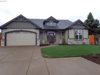 1181 Linden Ln, Dallas OR  97338-9042 exterior