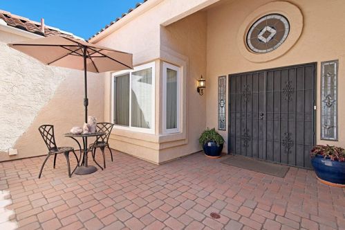 16035 Avenida Lamego, San Diego CA exterior