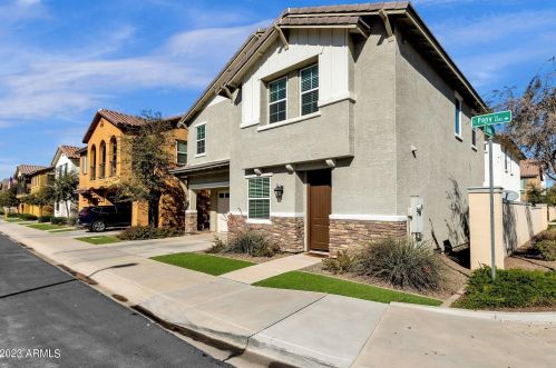 4376 Pony Ln, Gilbert, AZ 85295