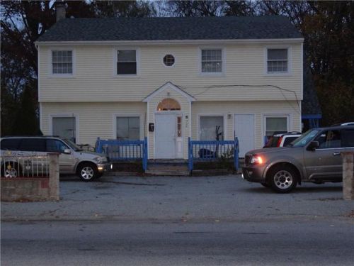 706 Plainfield St, Providence, RI 02909-5310