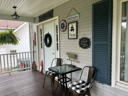 120 Bull Run Rd, West Brownsville, PA 15417-9527