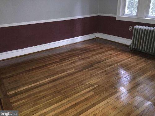 412 Maple Ave, Camden NJ  08106-2055 exterior