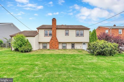 324 Booth Dr, New Castle, DE 19720-4352