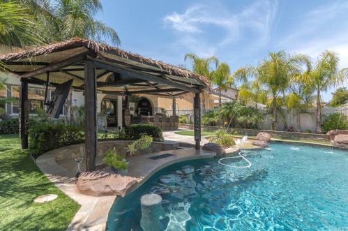 39114 Trail Creek Ln, Temecula CA  92591-7290 exterior